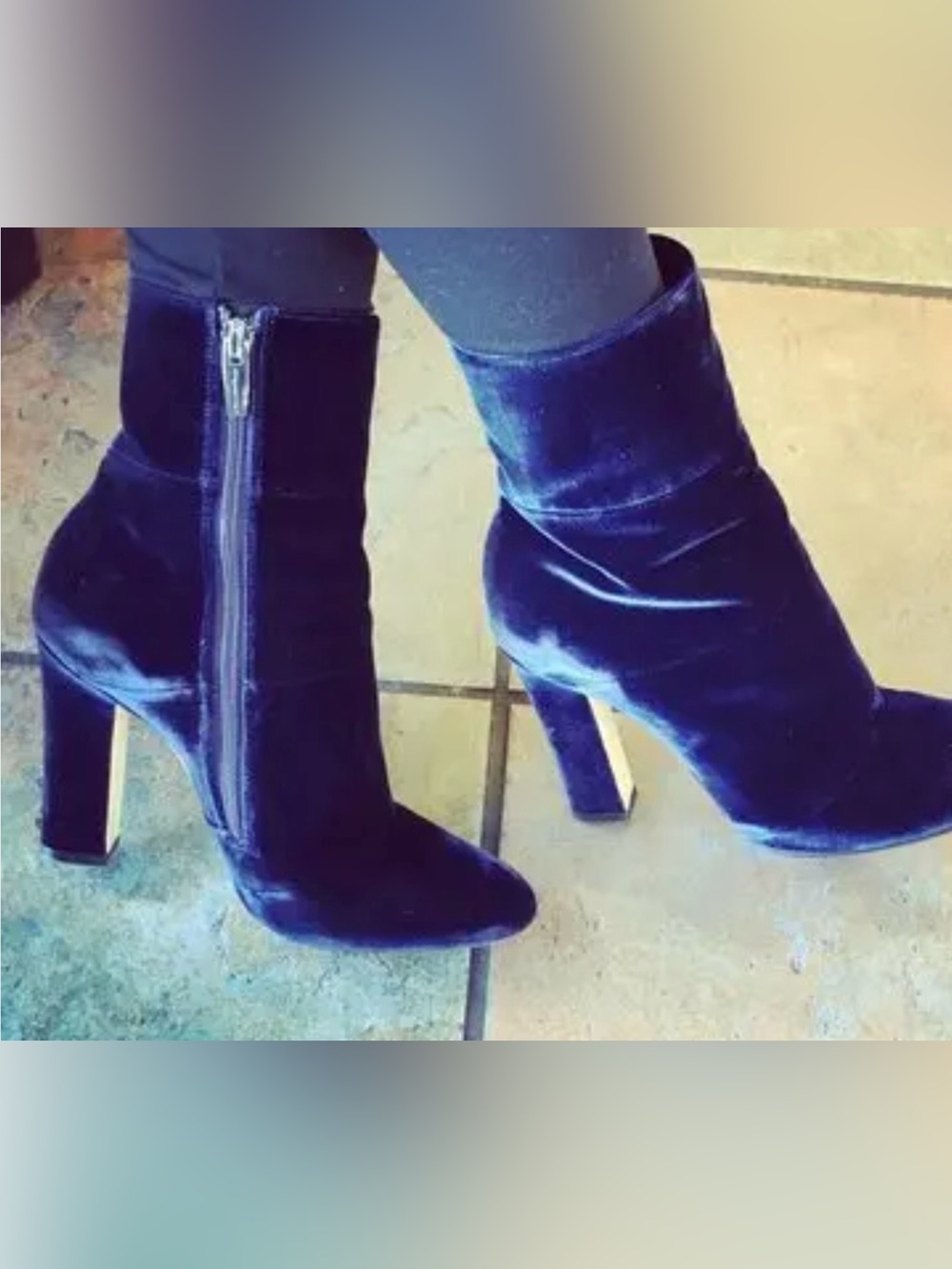GIANVITO ROSSI ROYAL BLUE TO NAVY SOCK BOOTS. I NEVER WORE They were to small 37